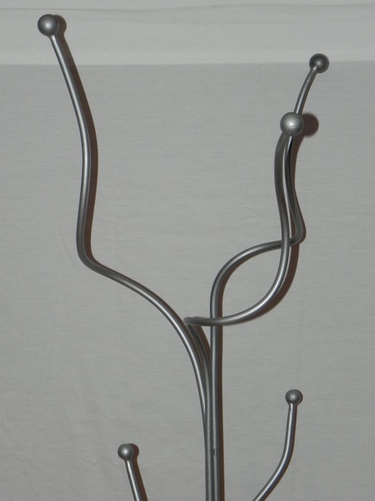 Crazy top metal coat rack 4
